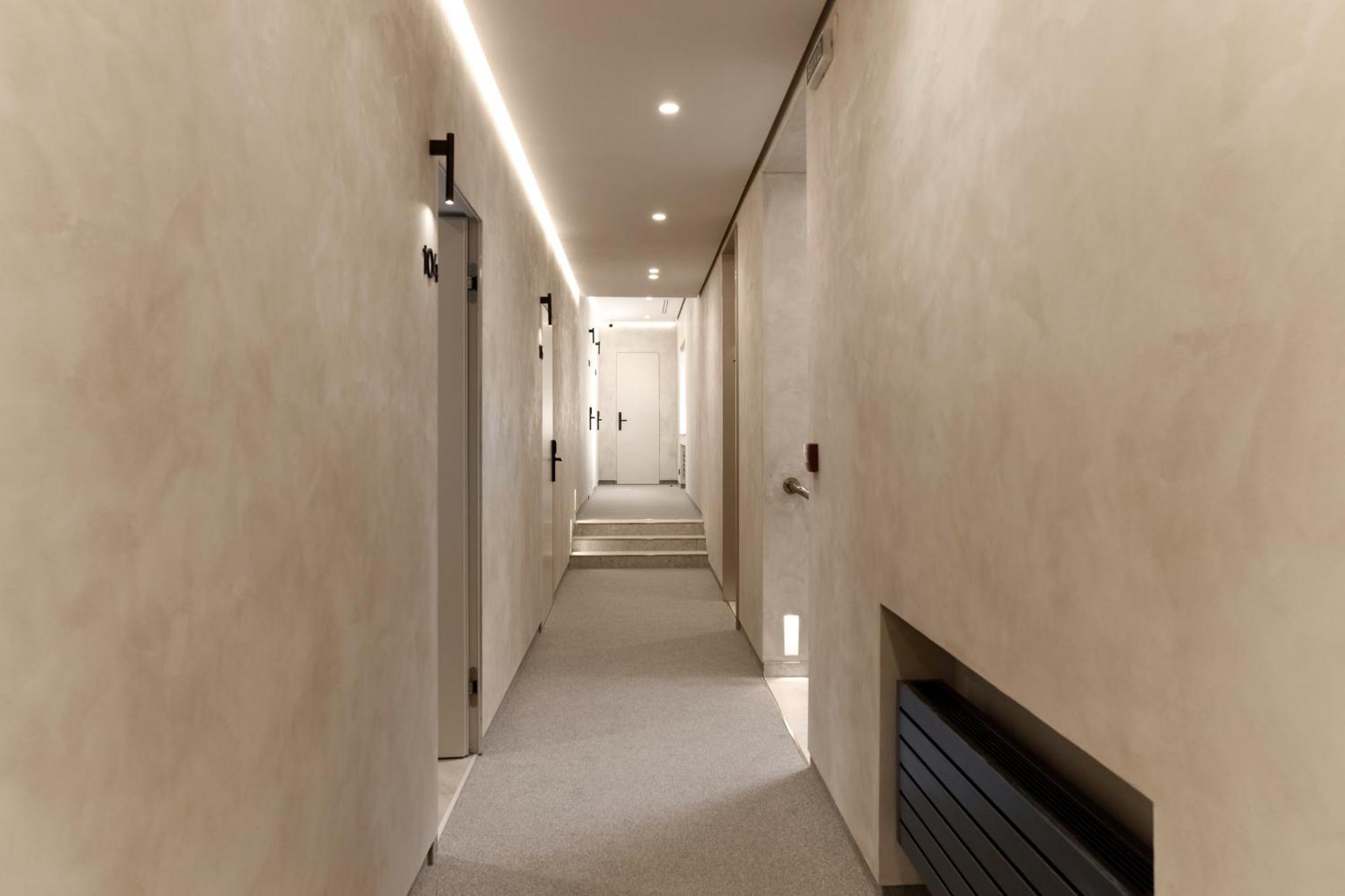 Hotel Laudon Ужгород Екстер'єр фото